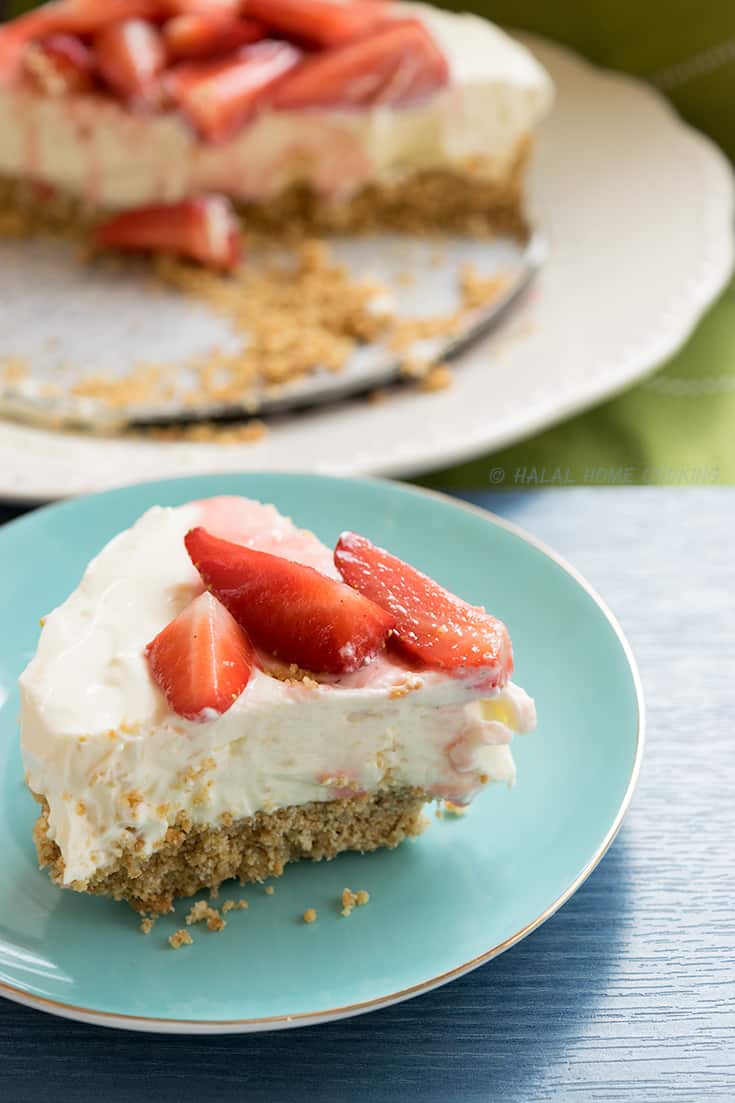 no-bake-strawberry-cheesecake-halal-home-cooking