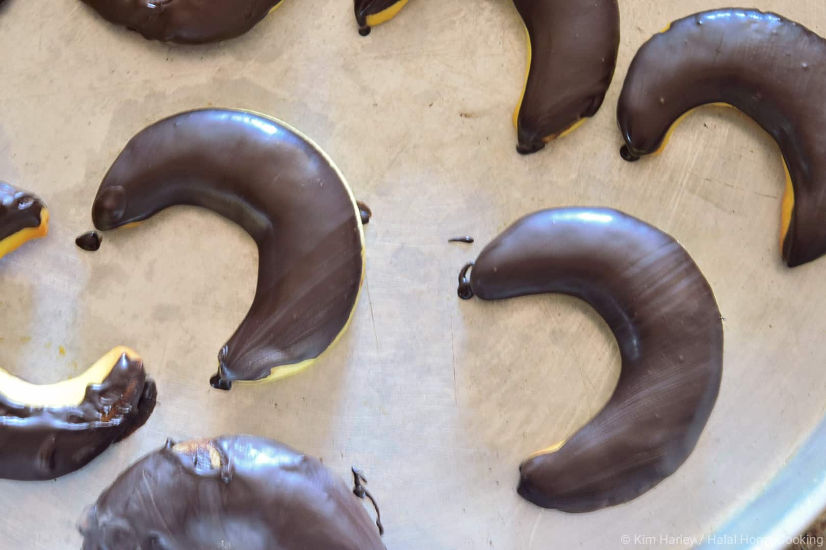 be63f-chocolate-covered-cream-cheese-crescents